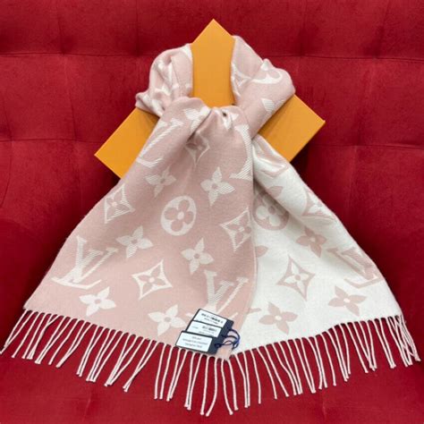 lv m76966|LOUIS VUITTON scarf muffler pink monogram pattern ladies.